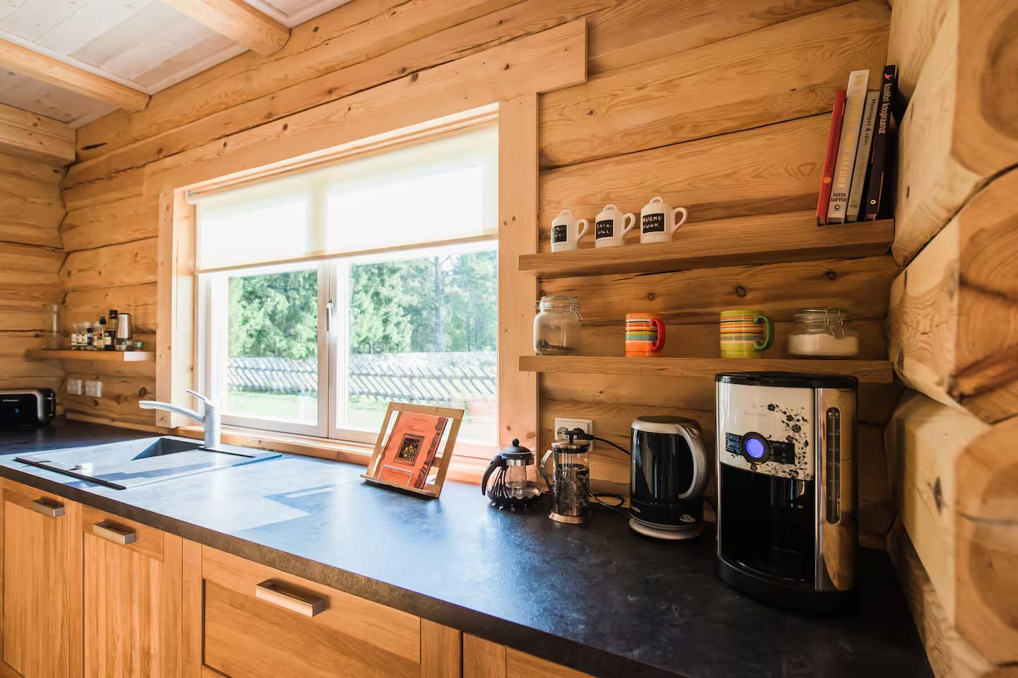 paikese-puhkemaja-saaremaal-kook